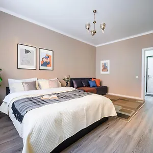 https://nice-apartment-in-the-center.hotels-of-almaty.com